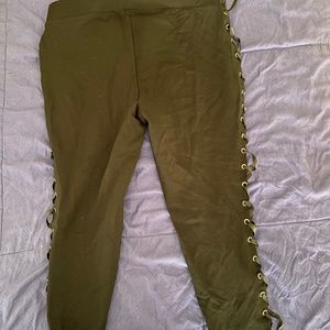 Pants/leggings, new no tags